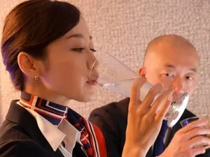 Ngưng đọng thời gian ở cửa buồi mỹ phẩm
