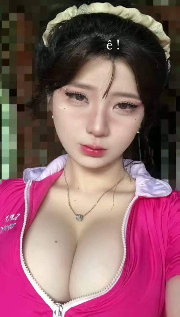 Hiển thị cho mọi người nữ thần siêu nổi tiếng [Vương Tín Dao] để lộ bào ngư, hậu môn và tóc