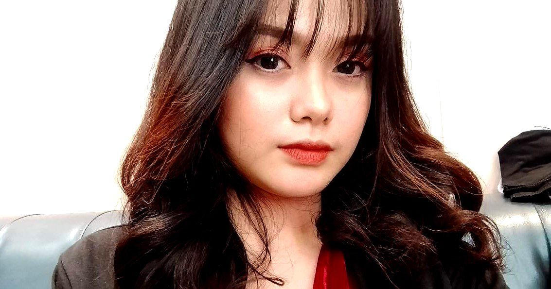 Cô giáo dâm bị học sinh xuất tinh vào lồn